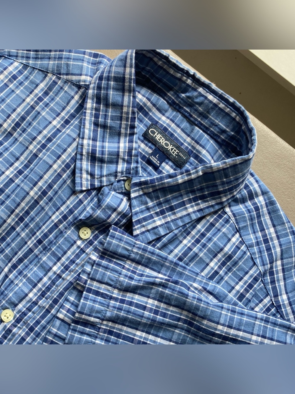 100% Cotton Blue Plaid Short-Sleeve Button-Up Shirt - Picture 7 of 9